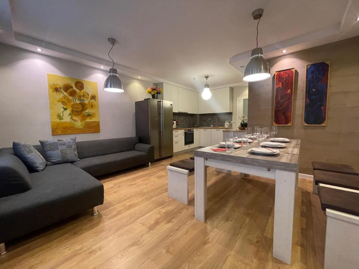 Luxury Apartments In Top City Center Varna 2 Exterior photo